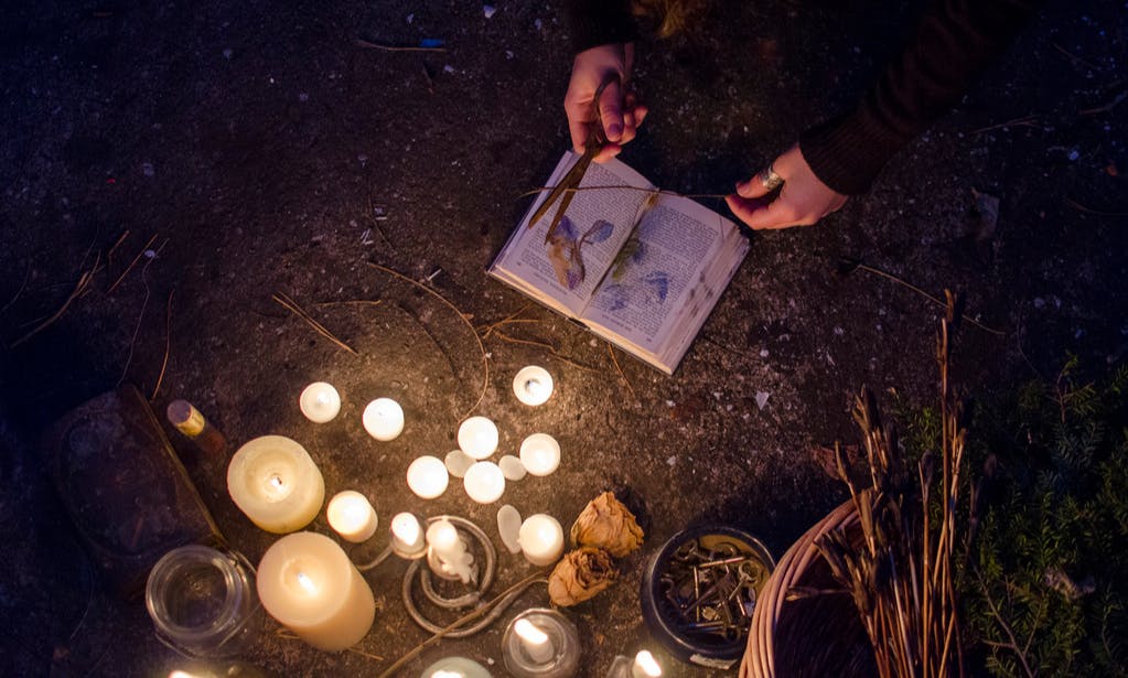 ЛЮБОВНЫЕ РИТУАЛЫ