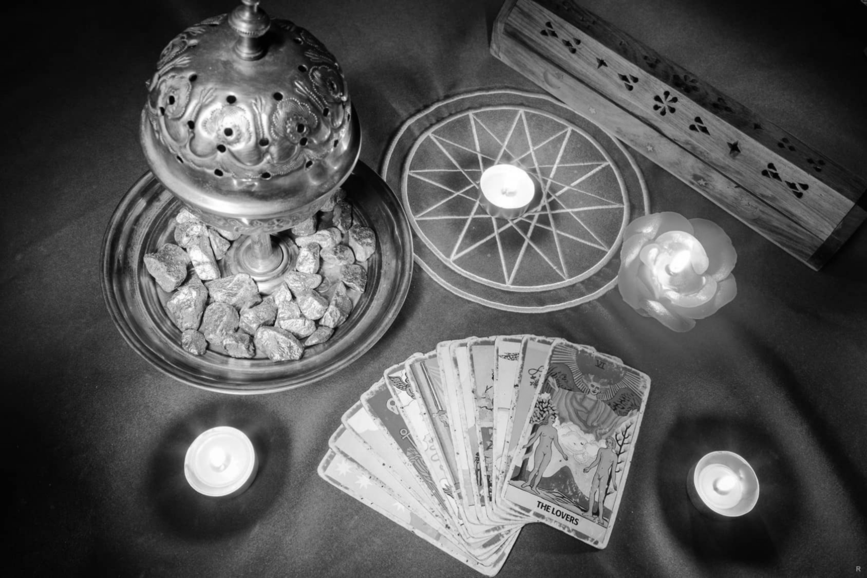 ГАДАНИЕ НА БУДУЩЕЕ